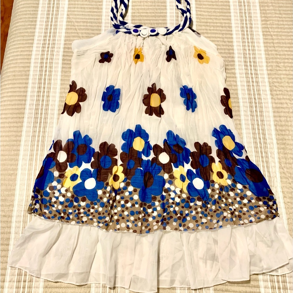 Super cute swimsuit coverup, like new